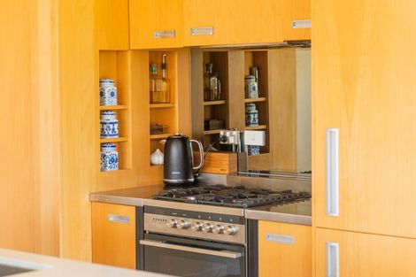 Photo of property in 18 Pine Grove, Tairua, 3508