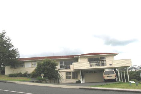 Photo of property in 53 Juniper Road, Sunnynook, Auckland, 0620