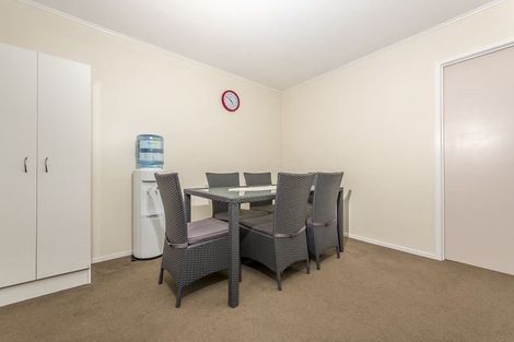 Photo of property in 26 Dovey Place, Massey, Auckland, 0614