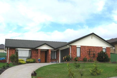 Photo of property in 9 Chadlington Avenue, Henderson, Auckland, 0612