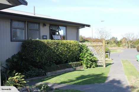 Photo of property in 74 Atherfold Crescent, Greenmeadows, Napier, 4112