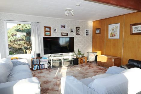 Photo of property in 4 Victor Road, Raumati Beach, Paraparaumu, 5032