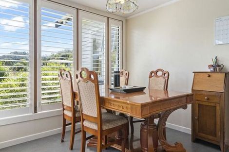 Photo of property in 6 Grendon Road, Titirangi, Auckland, 0604