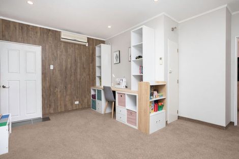 Photo of property in 9 Ranfurly Street, Dannevirke, 4930