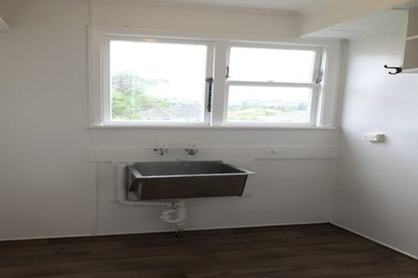 Photo of property in 8 Cheshire Street, Cannons Creek, Porirua, 5024