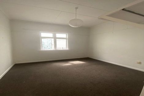 Photo of property in 19 Yale Road, Mount Cook, Wellington, 6021