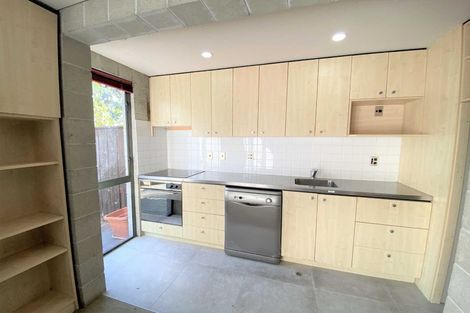 Photo of property in 4/868 Colombo Street, Christchurch Central, Christchurch, 8013