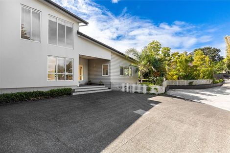 Photo of property in 30c Marine Parade, Mellons Bay, Auckland, 2014