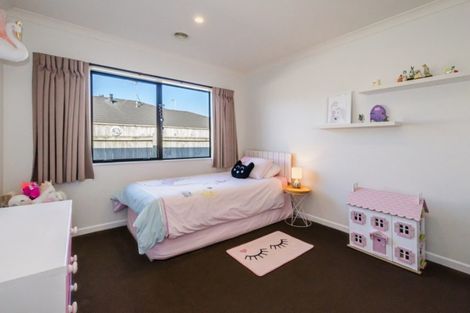 Photo of property in 7 Consort Close, Paraparaumu Beach, Paraparaumu, 5032