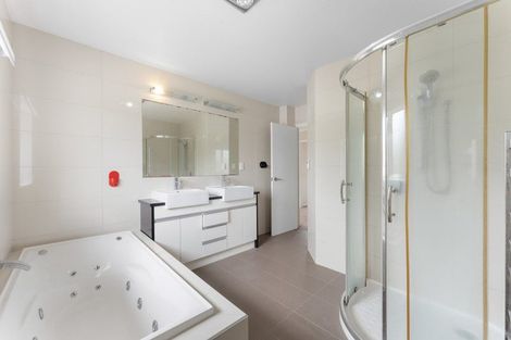 Photo of property in 37a Dominion Street, Takapuna, Auckland, 0622