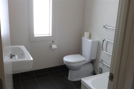 Photo of property in The Terraces, 29/9 Humber Street, Pandora, Napier, 4110