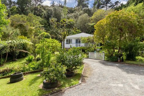 Photo of property in 59 Kamahi Street, Stokes Valley, Lower Hutt, 5019