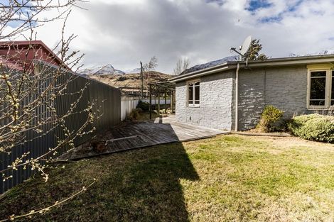 Photo of property in 35 Oban Street, Glenorchy, 9372