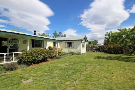 Photo of property in 4 Hallewell Road, Twizel, 7901