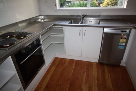 Photo of property in 4 Belgrave Place, Awapuni, Palmerston North, 4412