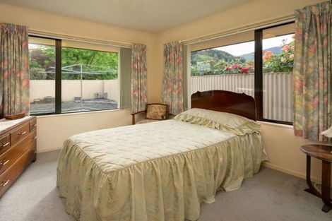 Photo of property in 1 Parkview Place, Stoke, Nelson, 7011