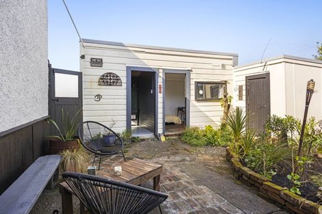 Photo of property in 21 Egmont Street, Patea, 4520