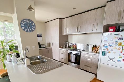 Photo of property in 632 Beach Road, Browns Bay, Auckland, 0630