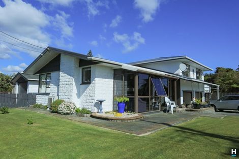 Photo of property in 74 Hall Street, Cobden, Greymouth, 7802