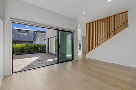 Photo of property in 5 Matau Way, Hauraki, Auckland, 0622