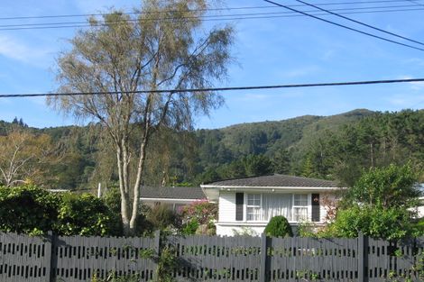 Photo of property in 373 Stokes Valley Road, Stokes Valley, Lower Hutt, 5019