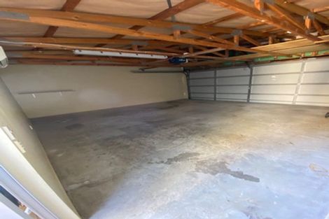 Photo of property in 6 Haven Drive, East Tamaki, Auckland, 2013