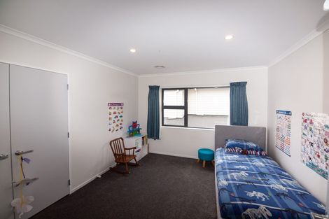 Photo of property in 61 Melksham Drive, Churton Park, Wellington, 6037