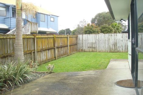 Photo of property in 21 Aberfeldy Avenue, Highland Park, Auckland, 2010