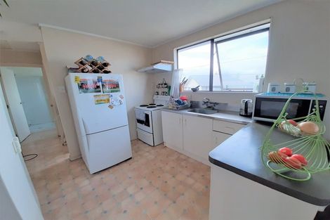 Photo of property in 6 Solveig Place, Randwick Park, Auckland, 2105