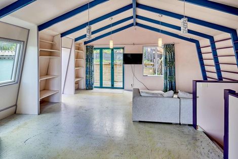 Photo of property in 118 Dimock Street, Titahi Bay, Porirua, 5022