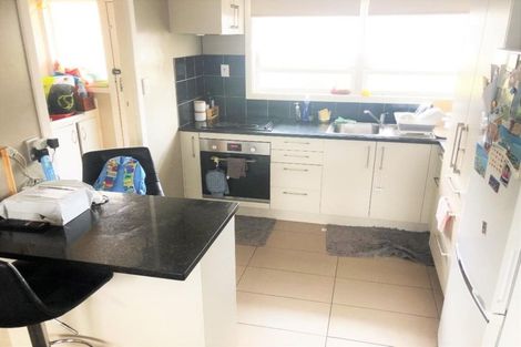 Photo of property in 2/93 Barrack Road, Mount Wellington, Auckland, 1060