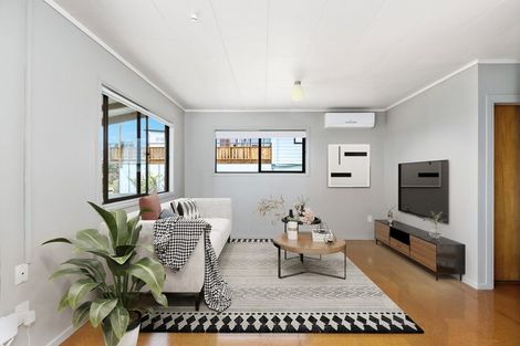 Photo of property in 5 Inca Place, Snells Beach, 0920