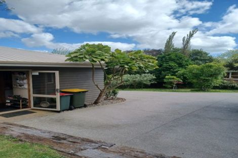 Photo of property in 33a Evelyn Road, Cockle Bay, Auckland, 2014