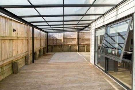 Photo of property in 57c Seabrook Avenue, New Lynn, Auckland, 0600
