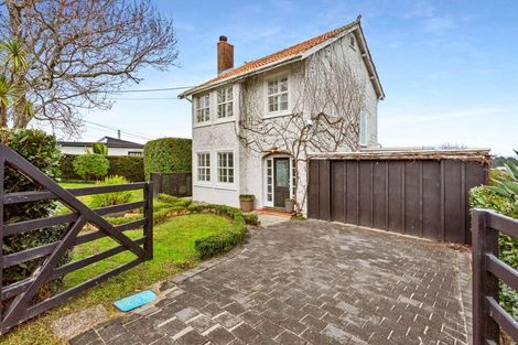 Photo of property in 50 Palmerston Road, Birkenhead, Auckland, 0626