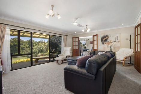 Photo of property in 35 Links View Drive, Omokoroa, 3114