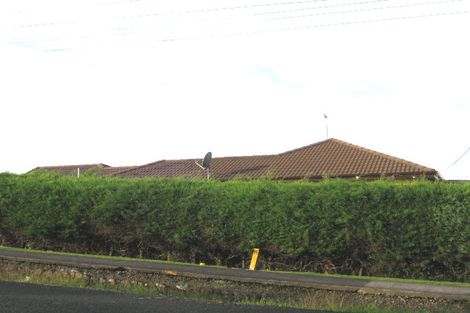 Photo of property in 46 Parrs Cross Road, Henderson, Auckland, 0612