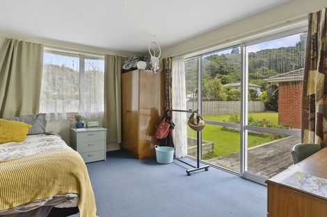 Photo of property in 49 Woodhaugh Street, Woodhaugh, Dunedin, 9010