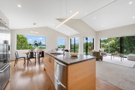Photo of property in 32c Devon Road, Bucklands Beach, Auckland, 2012