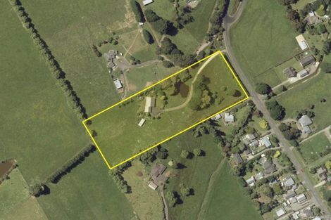 Photo of property in 215 Oxford Street, Ashhurst, 4810