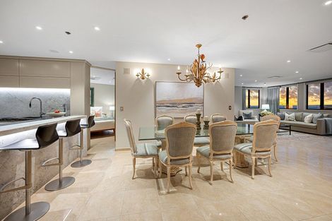 Photo of property in Mon Desir Apartments, 6/173b Hurstmere Road, Takapuna, Auckland, 0622