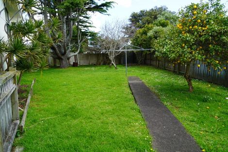 Photo of property in 261 Mahia Road, Weymouth, Auckland, 2103