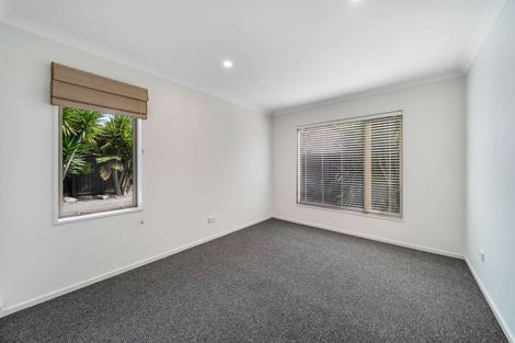 Photo of property in 568 Bower Avenue, Parklands, Christchurch, 8083