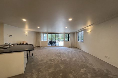 Photo of property in Mon Desir Apartments, 173 Hurstmere Road, Takapuna, Auckland, 0622