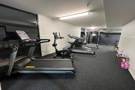 Photo of property in Luxford Villas, 115/72 Herald Street, Berhampore, Wellington, 6023