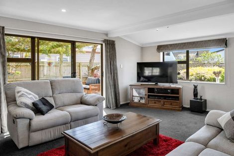 Photo of property in 4 Charisma Court, Kelvin Grove, Palmerston North, 4414