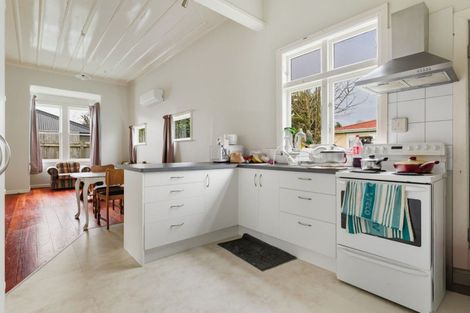 Photo of property in 104 Ferguson Street, West End, Palmerston North, 4412