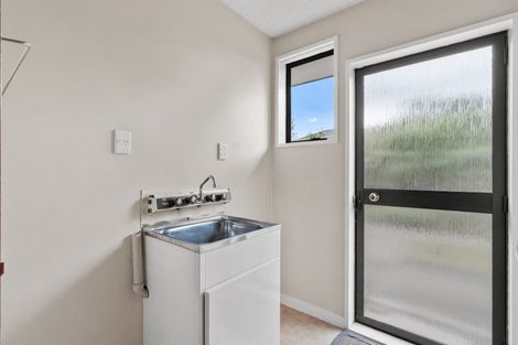 Photo of property in 1/267 Sawyers Arms Road, Bishopdale, Christchurch, 8053