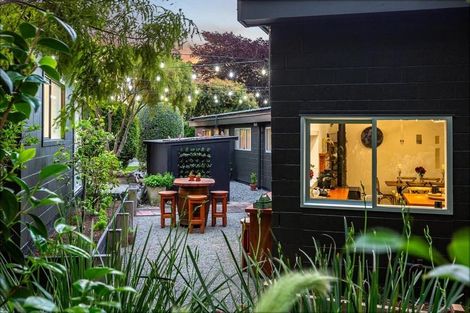 Photo of property in 19 Fleetwood Grove, Waikanae, 5036