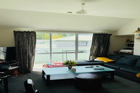 Photo of property in 106 Waltham Road, Sydenham, Christchurch, 8023